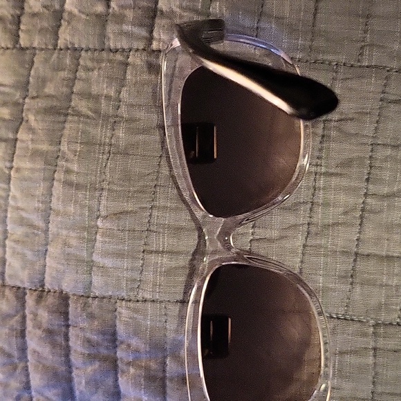 EUC Authentic Coach Sunglass 🕶 - Picture 10 of 10
